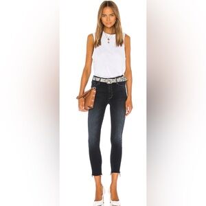 MOTHER High Waisted Looker Ankle Fray, size 29